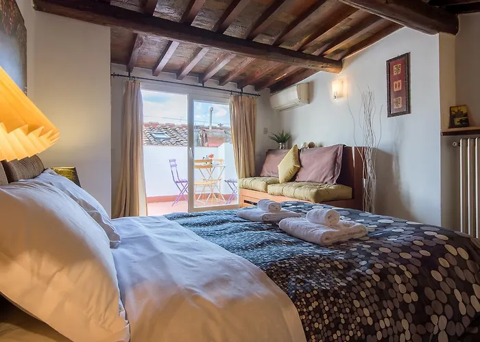 Uffizi Gallery Rooftop Apartment By Mamo Florence